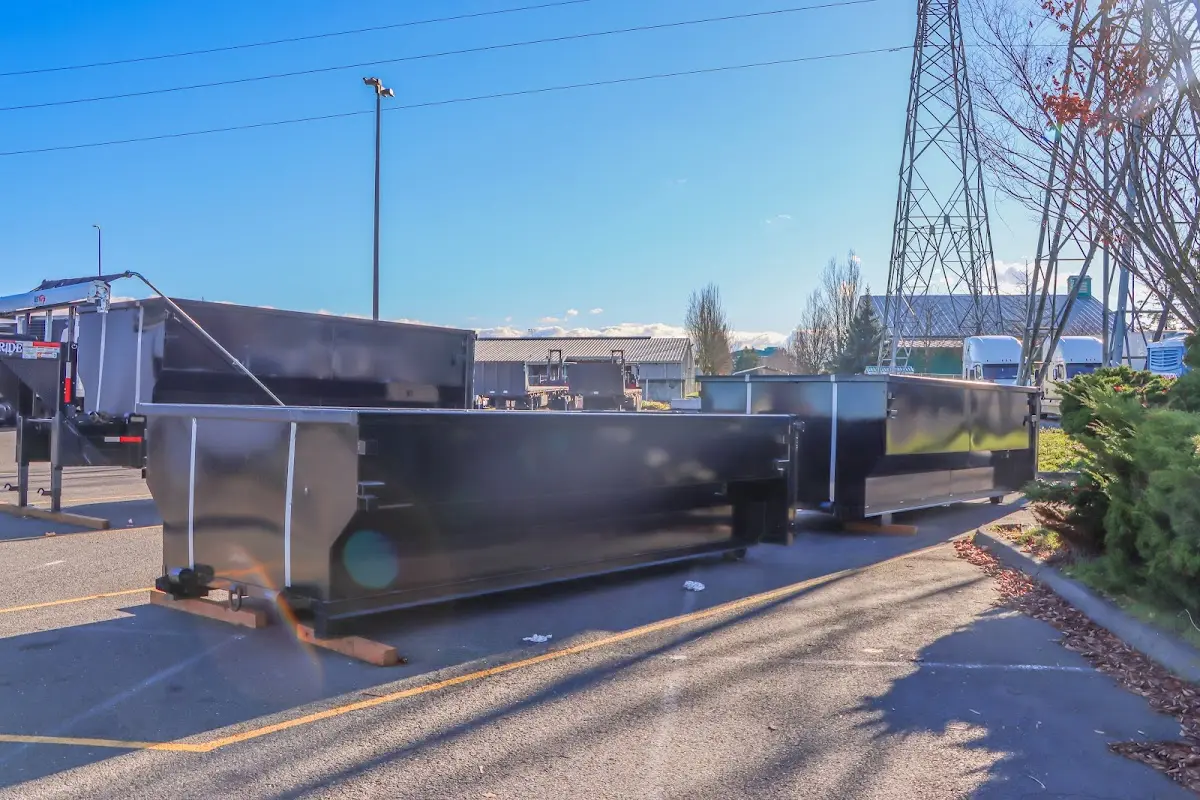 Professional dumpster rental and junk removal service in Redwood City